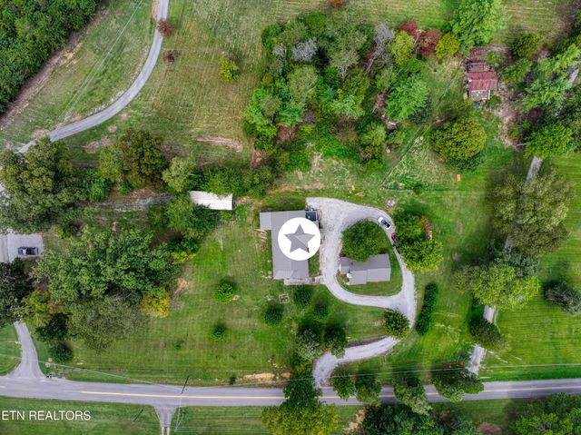 2307 Stock Creek Rd, Knoxville, TN 37920