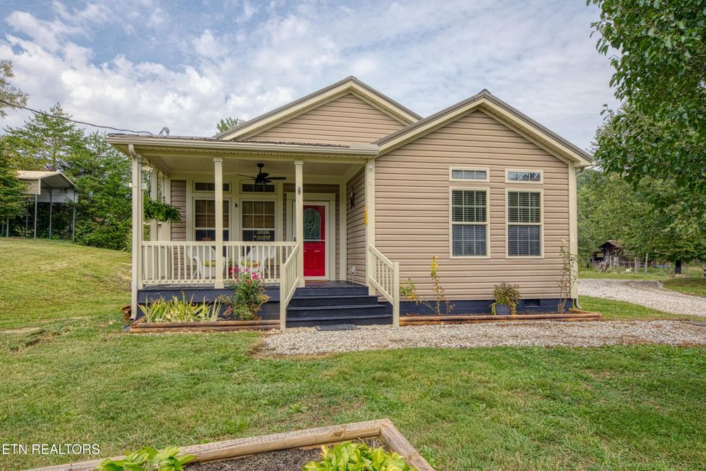 2307 Stock Creek Rd, Knoxville, TN 37920