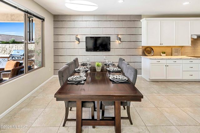 31547 S Misty Basin Road, Oracle, AZ 85623