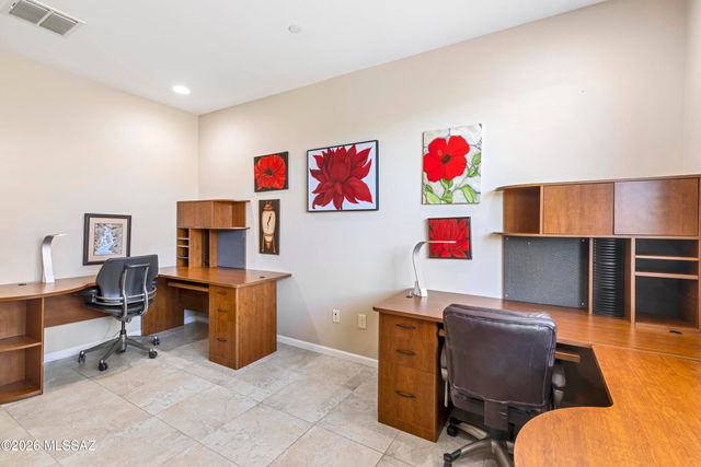 31547 S Misty Basin Road, Oracle, AZ 85623