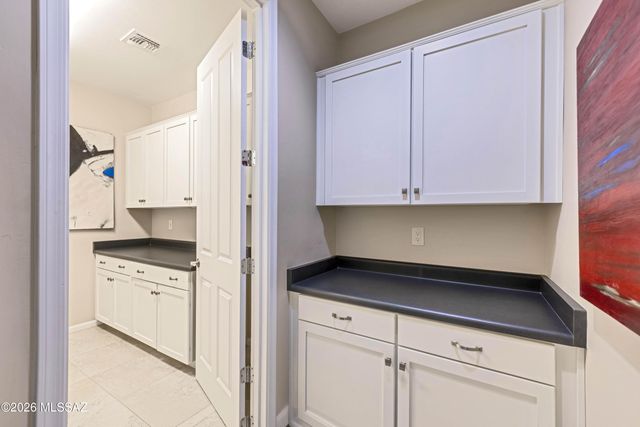 31547 S Misty Basin Road, Oracle, AZ 85623