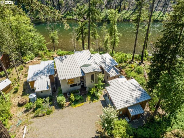 49348 MCKENZIE Hwy, Vida, OR 97488