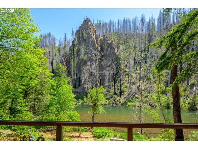 49348 MCKENZIE Hwy, Vida, OR 97488