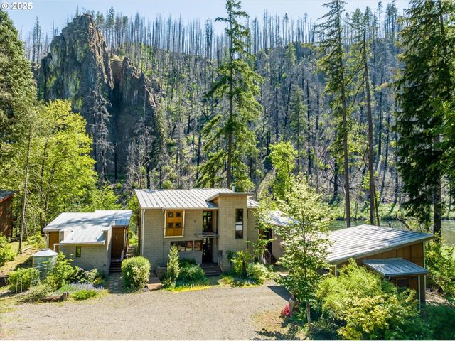 49348 MCKENZIE Hwy, Vida, OR 97488