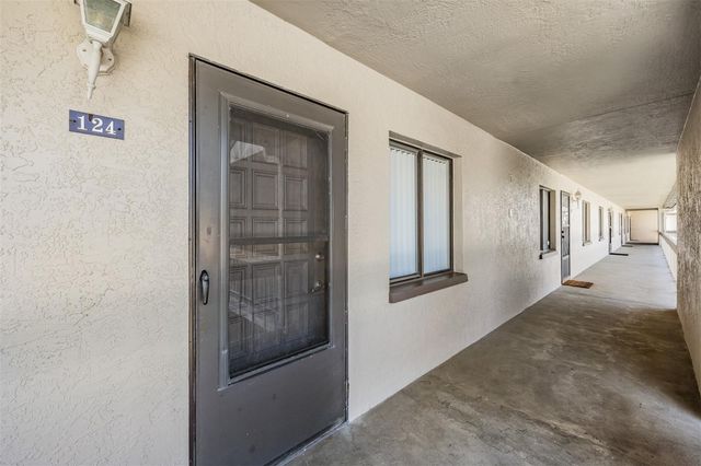 124 NINA WAY 24, Oldsmar, FL 34677