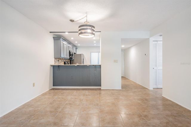 124 NINA WAY 24, Oldsmar, FL 34677