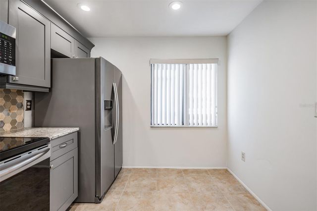 124 NINA WAY 24, Oldsmar, FL 34677