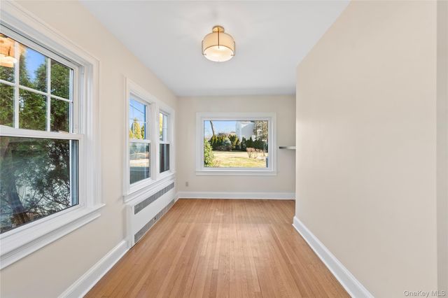 180 Kneeland Avenue, Yonkers, NY 10705