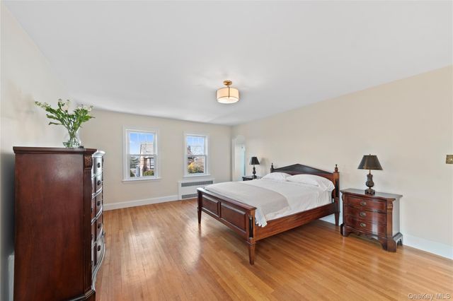 180 Kneeland Avenue, Yonkers, NY 10705