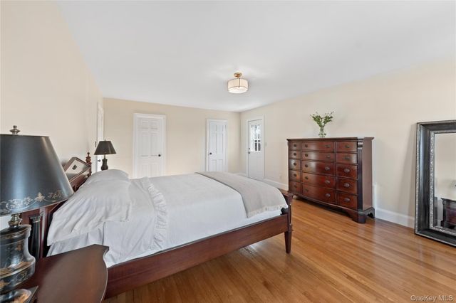 180 Kneeland Avenue, Yonkers, NY 10705