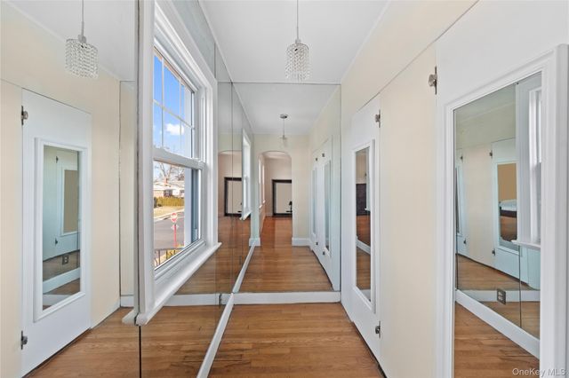 180 Kneeland Avenue, Yonkers, NY 10705