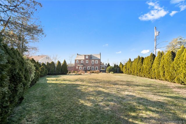 180 Kneeland Avenue, Yonkers, NY 10705