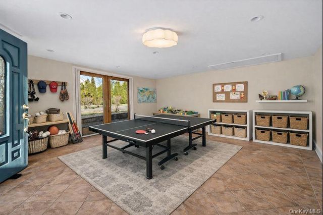 180 Kneeland Avenue, Yonkers, NY 10705