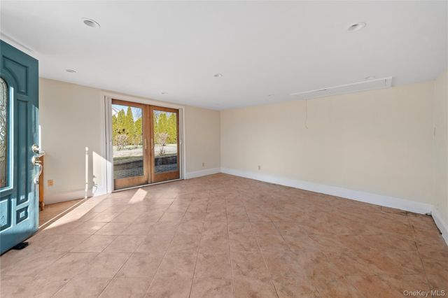 180 Kneeland Avenue, Yonkers, NY 10705