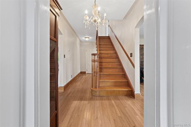 180 Kneeland Avenue, Yonkers, NY 10705