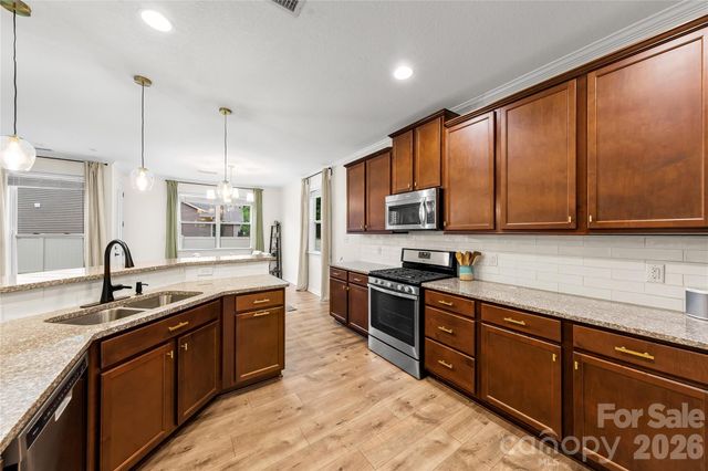 7202 Toxaway Lane, Charlotte, NC 28269