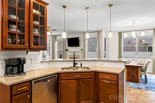 7202 Toxaway Lane, Charlotte, NC 28269