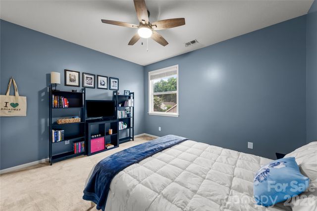 7202 Toxaway Lane, Charlotte, NC 28269