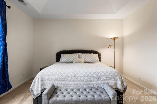 7202 Toxaway Lane, Charlotte, NC 28269