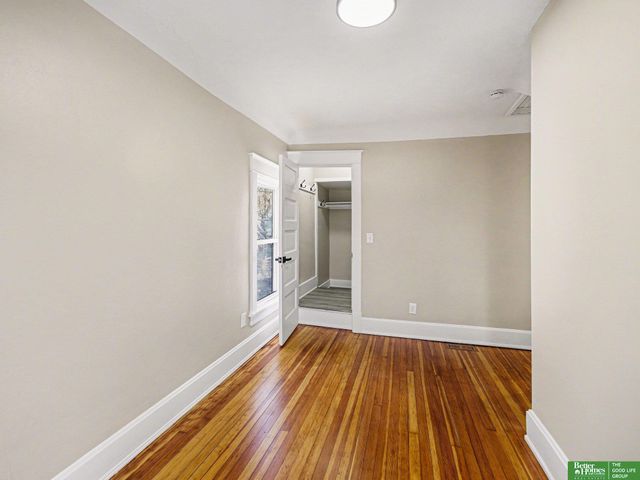 2719 S 10 Street, Omaha, NE 68108