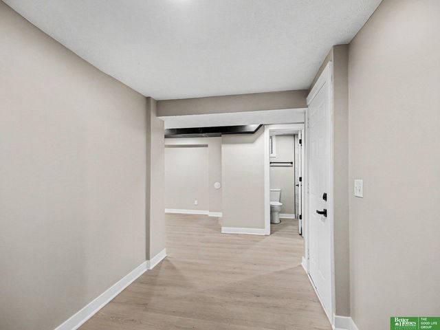 2719 S 10 Street, Omaha, NE 68108