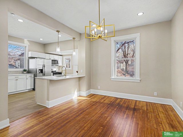 2719 S 10 Street, Omaha, NE 68108