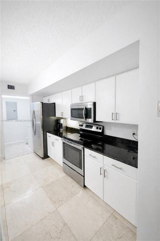 6917 Collins Ave 1611, Miami Beach, FL 33141