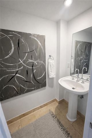 6917 Collins Ave 1611, Miami Beach, FL 33141