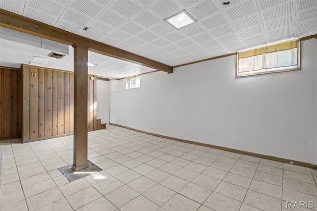 8234 Airport Road, St Louis, MO 63134