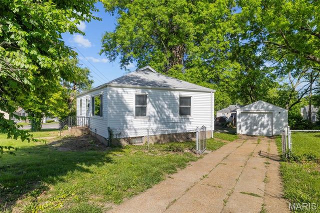 8234 Airport Road, St Louis, MO 63134
