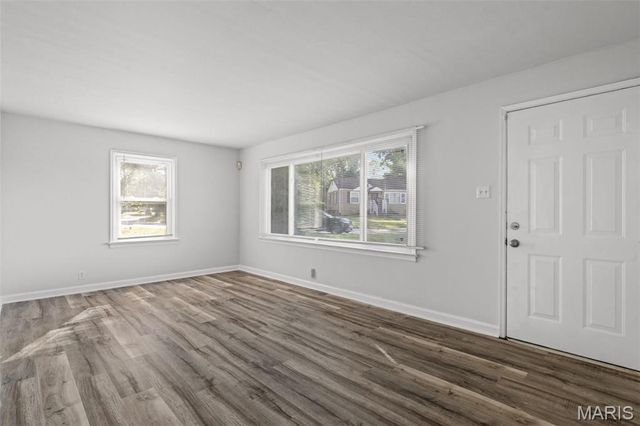 8234 Airport Road, St Louis, MO 63134