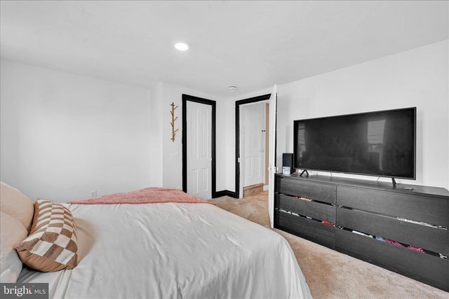 119 S 5TH AVE, Lebanon, PA 17042