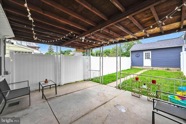 119 S 5TH AVE, Lebanon, PA 17042