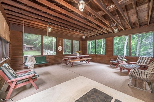 176 Henderson Rd, West Milford Twp., NJ 07460