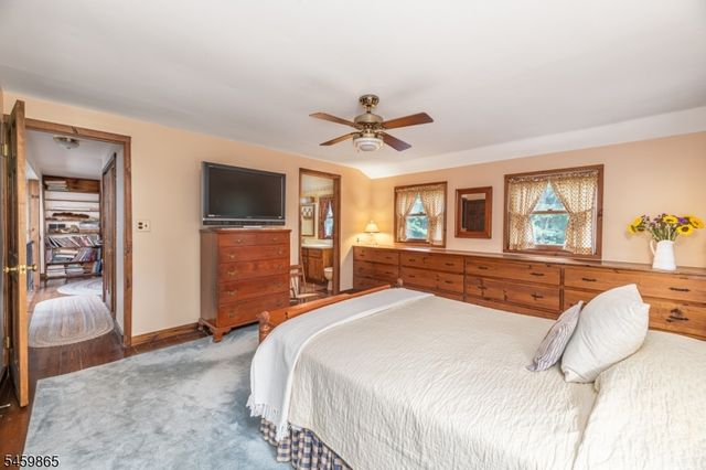 176 Henderson Rd, West Milford Twp., NJ 07460