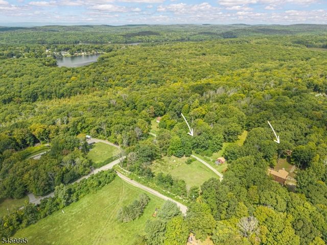 176 Henderson Rd, West Milford Twp., NJ 07460