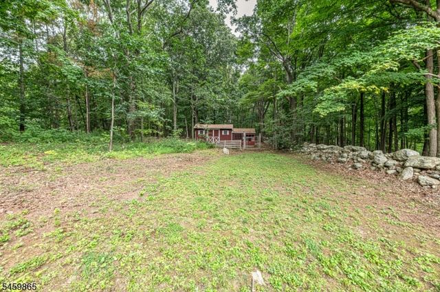 176 Henderson Rd, West Milford Twp., NJ 07460