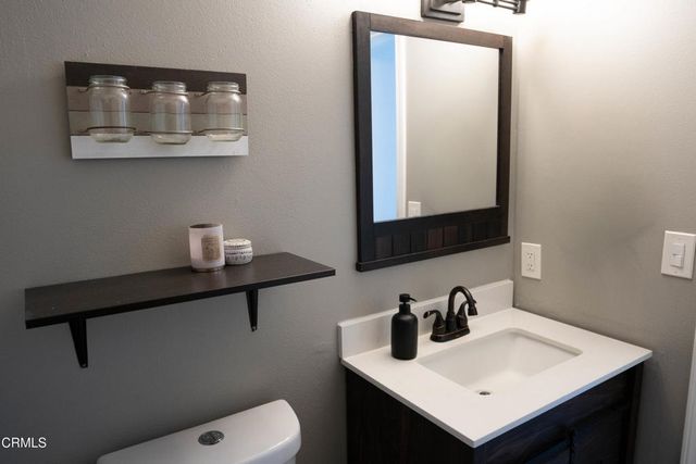 119 Sonoma Lane, Santa Paula, CA 93060