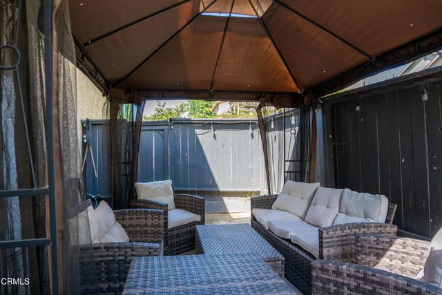 119 Sonoma Lane, Santa Paula, CA 93060