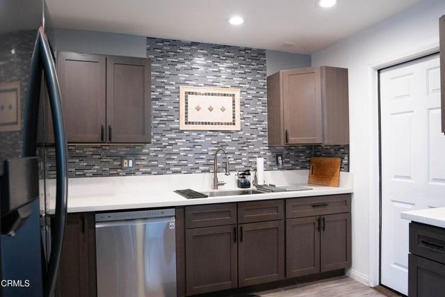 119 Sonoma Lane, Santa Paula, CA 93060