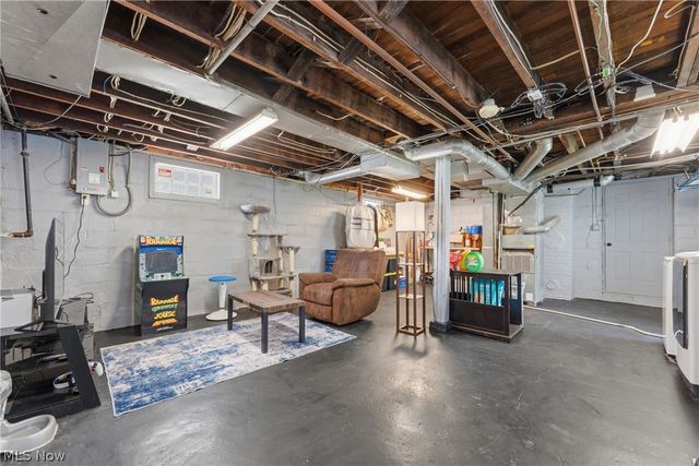 43 14th Street NW, Massillon, OH 44647