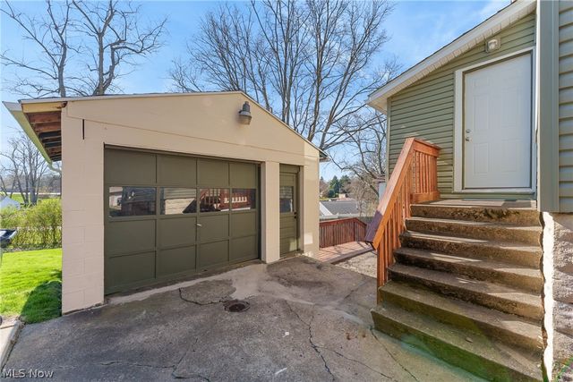 43 14th Street NW, Massillon, OH 44647