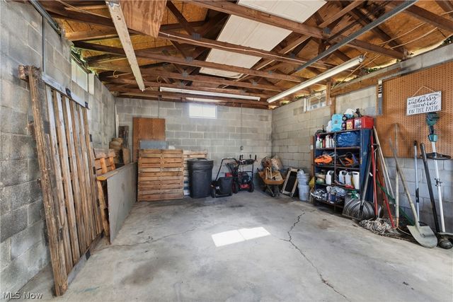 43 14th Street NW, Massillon, OH 44647
