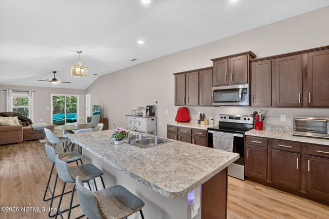 7784 MEADOW WALK Lane, Jacksonville, FL 32256