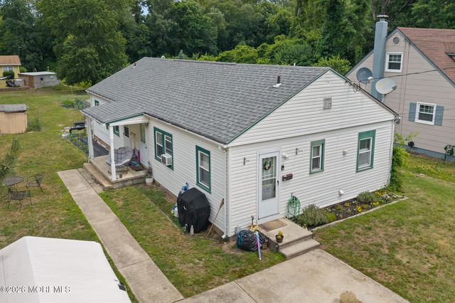 14 Story Street, New Egypt, NJ 08533