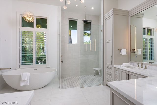 3636 Crayton RD, Naples, FL 34103