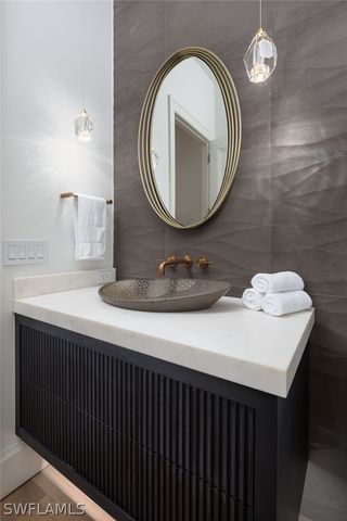 3636 Crayton RD, Naples, FL 34103