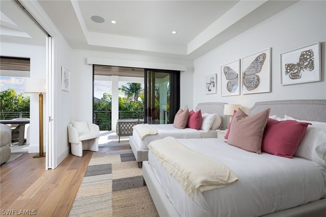 3636 Crayton RD, Naples, FL 34103