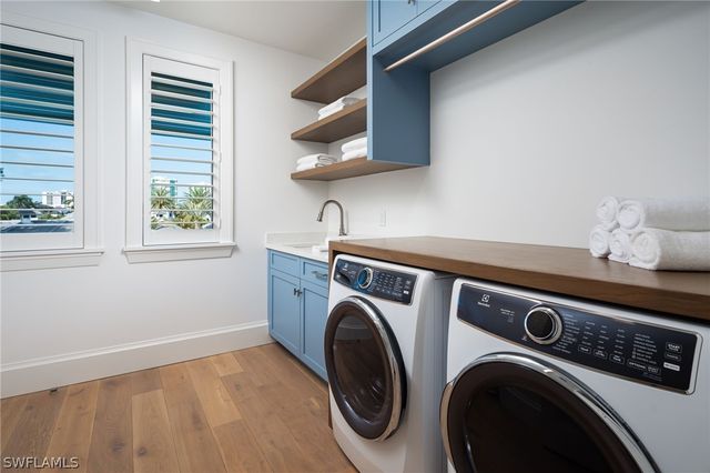 3636 Crayton RD, Naples, FL 34103