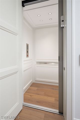 3636 Crayton RD, Naples, FL 34103